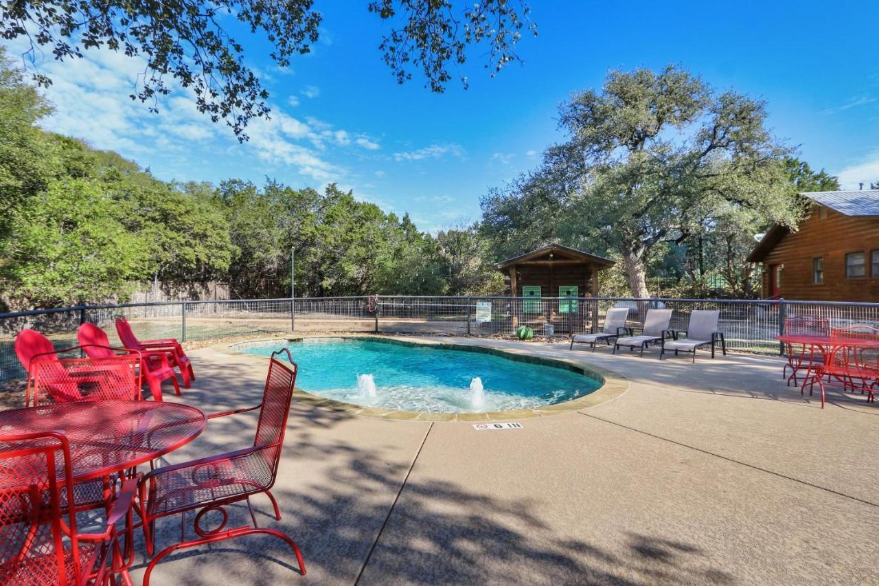 Wimberley Log Cabins Resort And Suites- Unit 8 Exterior photo